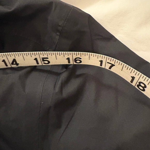 The North Face Black Hooded Trench Coat Rain Jacket Medium - Picture 8 of 13